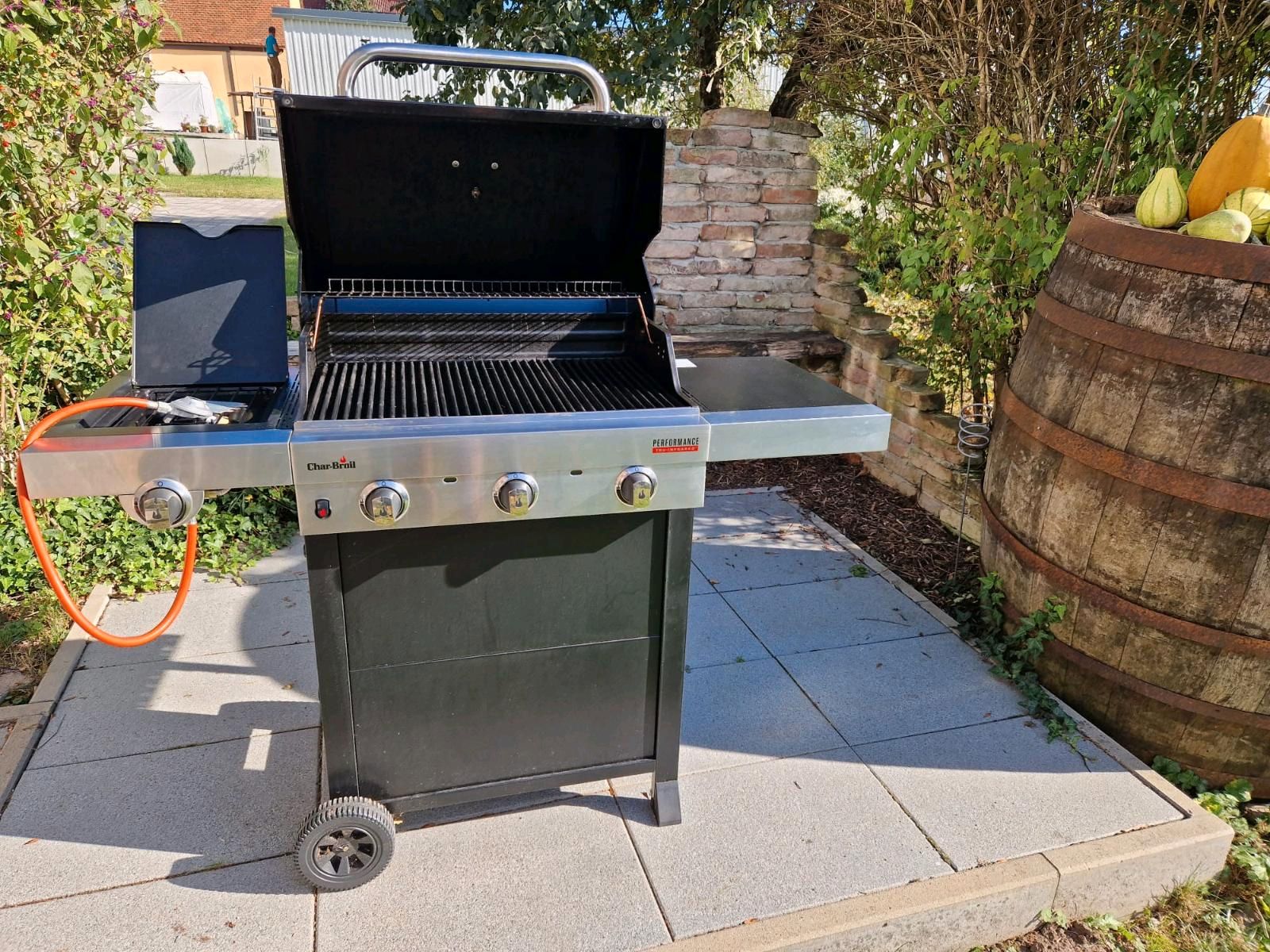 Char Broil Performance 330B Gasgrill EdelK che