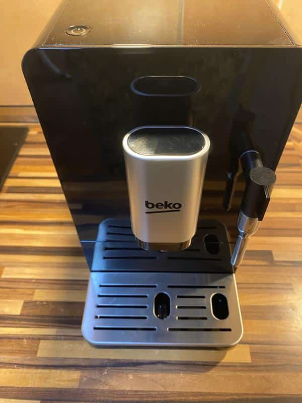 BEKO CEG3190B Automatische Espressomaschine