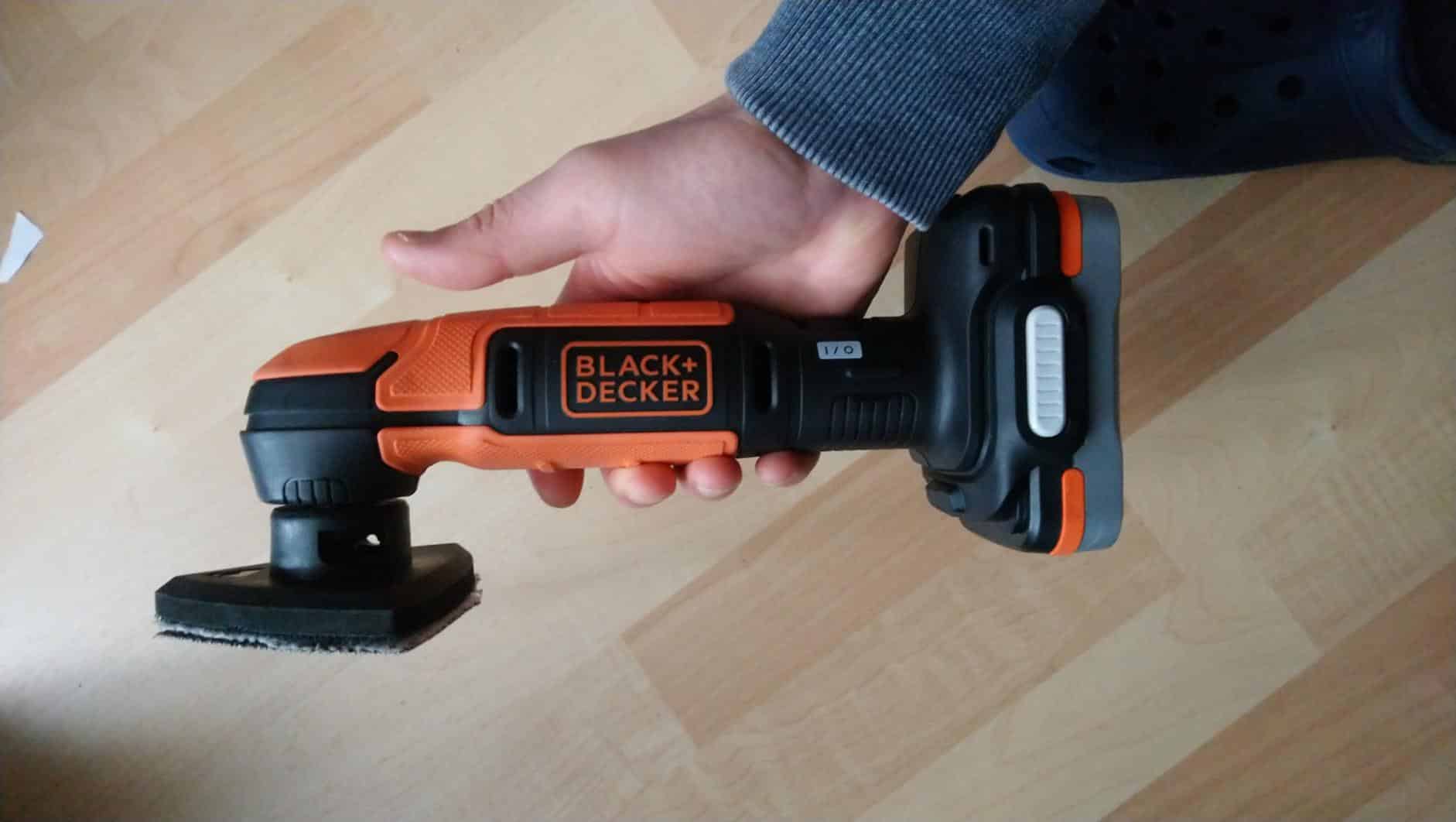 Black+Decker BDCDS12N Akku-Deltaschleifer