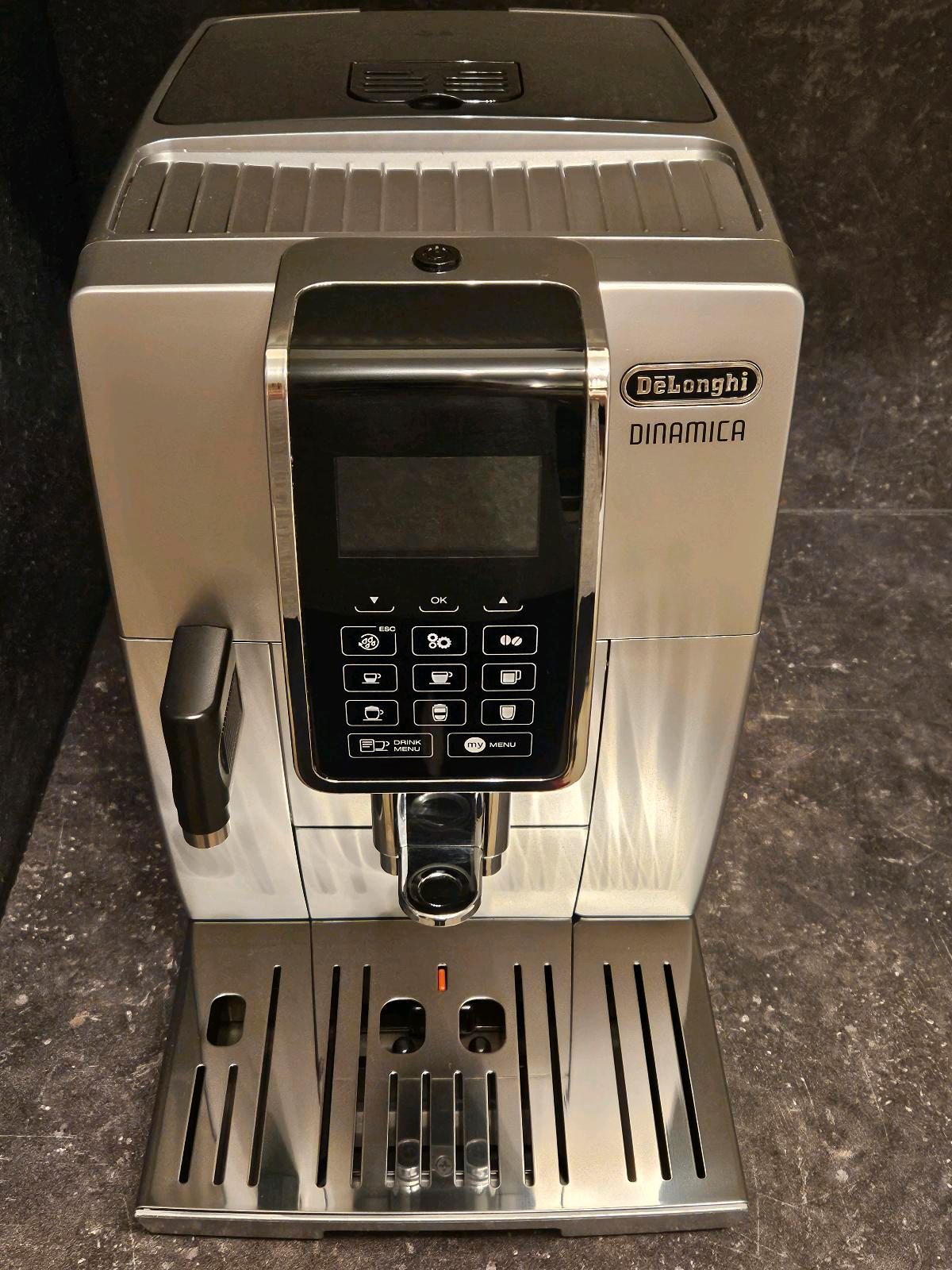 DeLonghi ECAM 356.77.S Dedica Espressomaschine Test