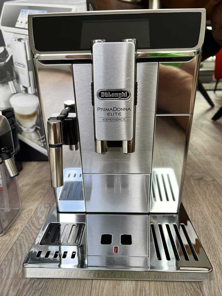 De'Longhi PrimaDonna Elite ECAM 656.85.MS Kaffeevollautomat