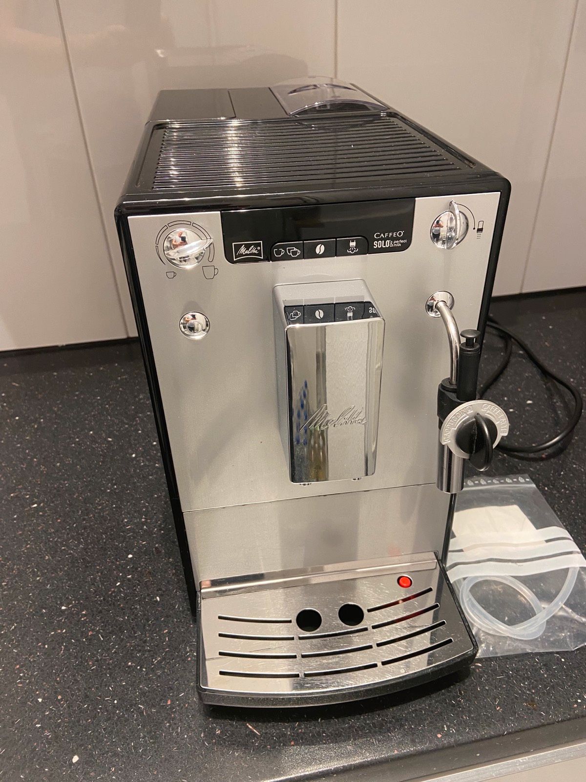 Melitta Kaffeevollautomat »EspressoLinePerfectMilk EdelKüche E957-213« 