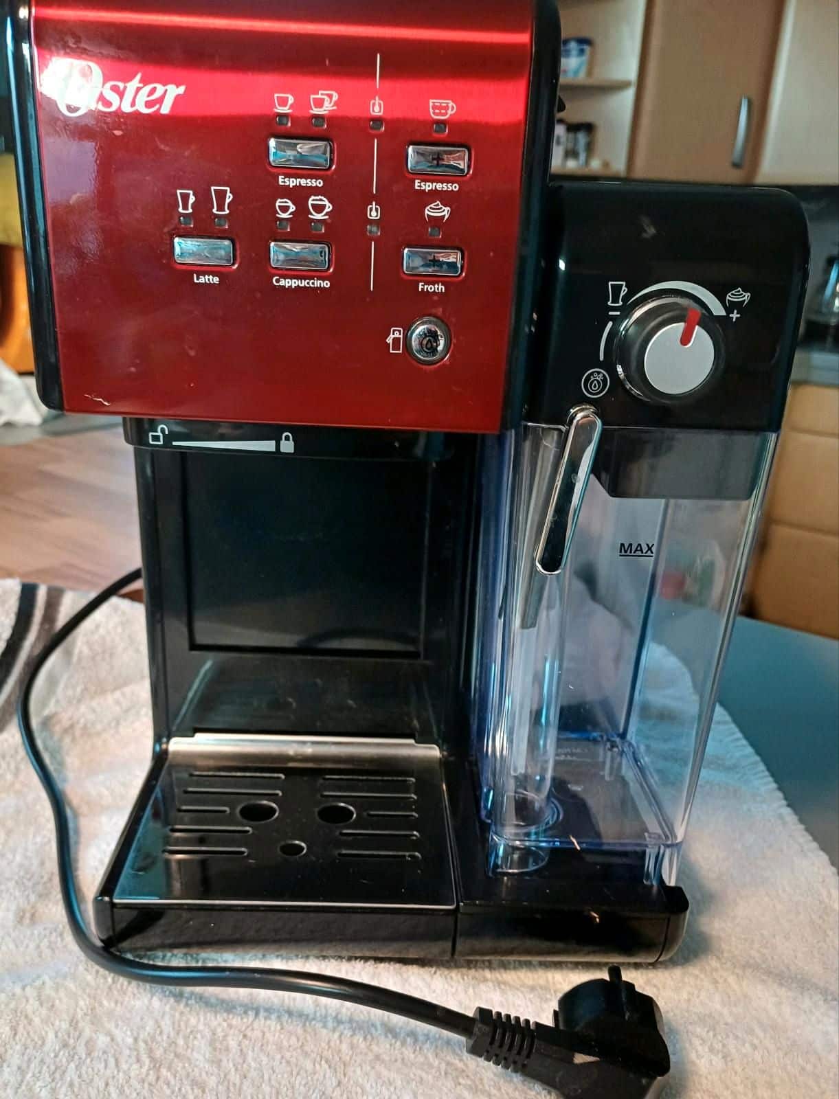 OSTER Prima Latte II Espressomaschine Test