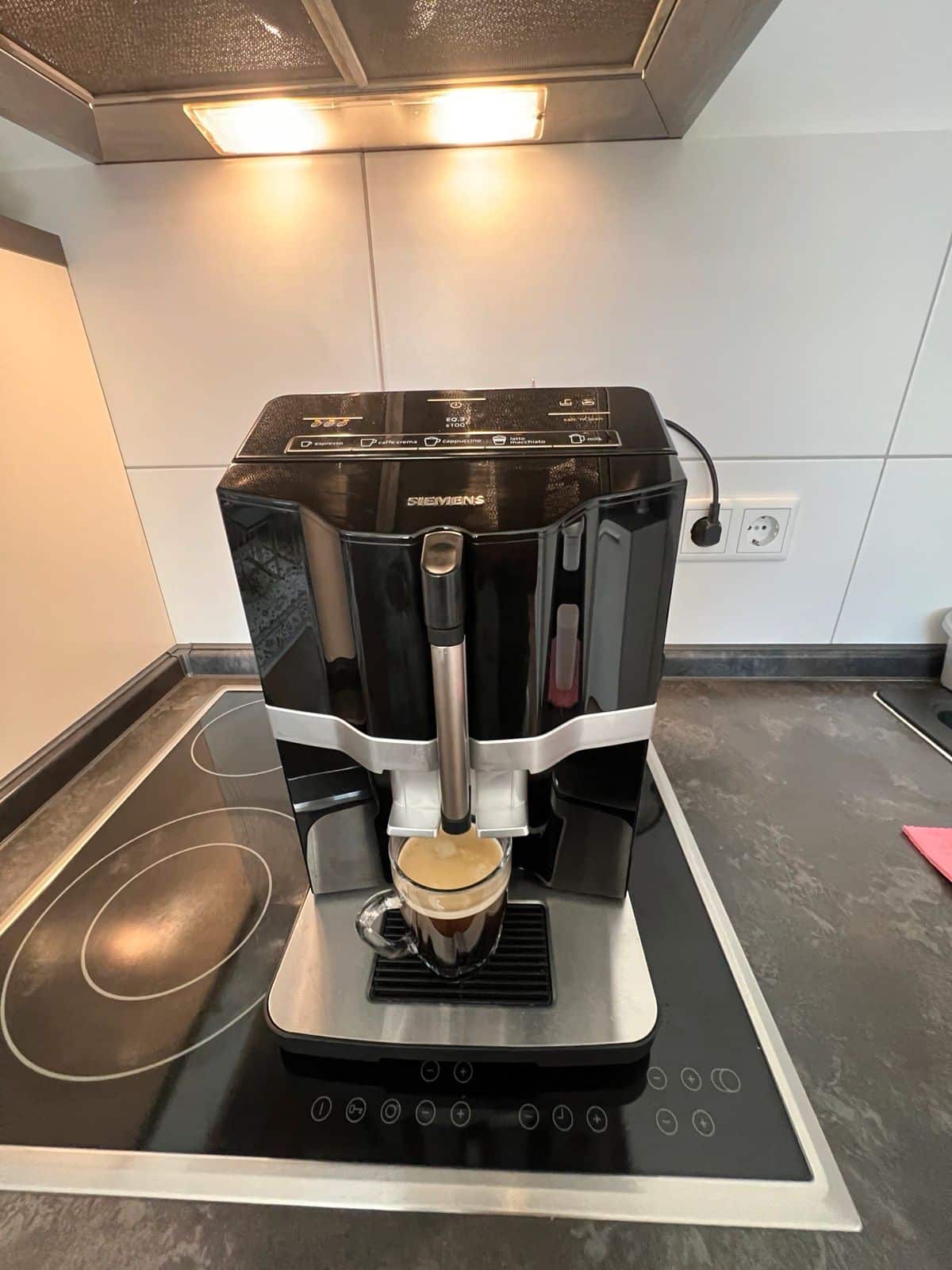 Siemens EQ3 s100 TI301509DE Kaffeevollautomat