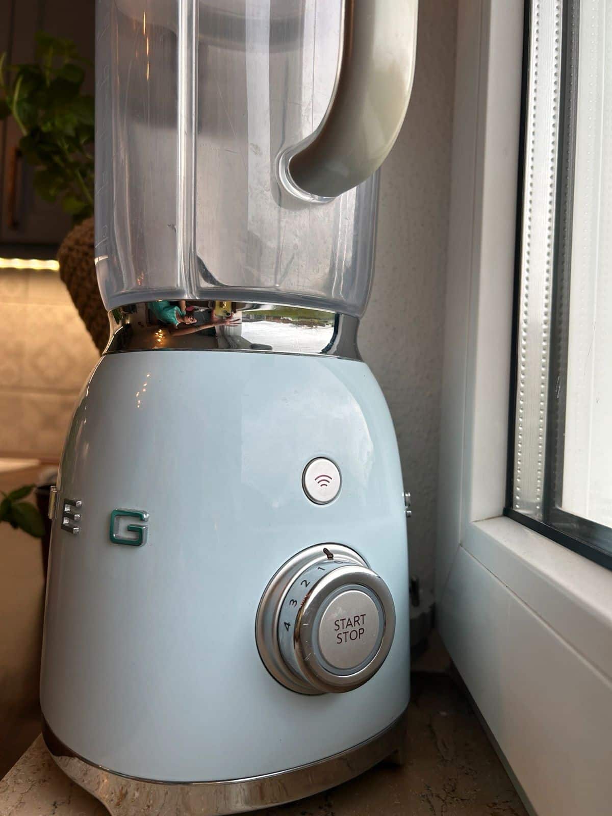 Smeg PBF01CREU Mixer Test