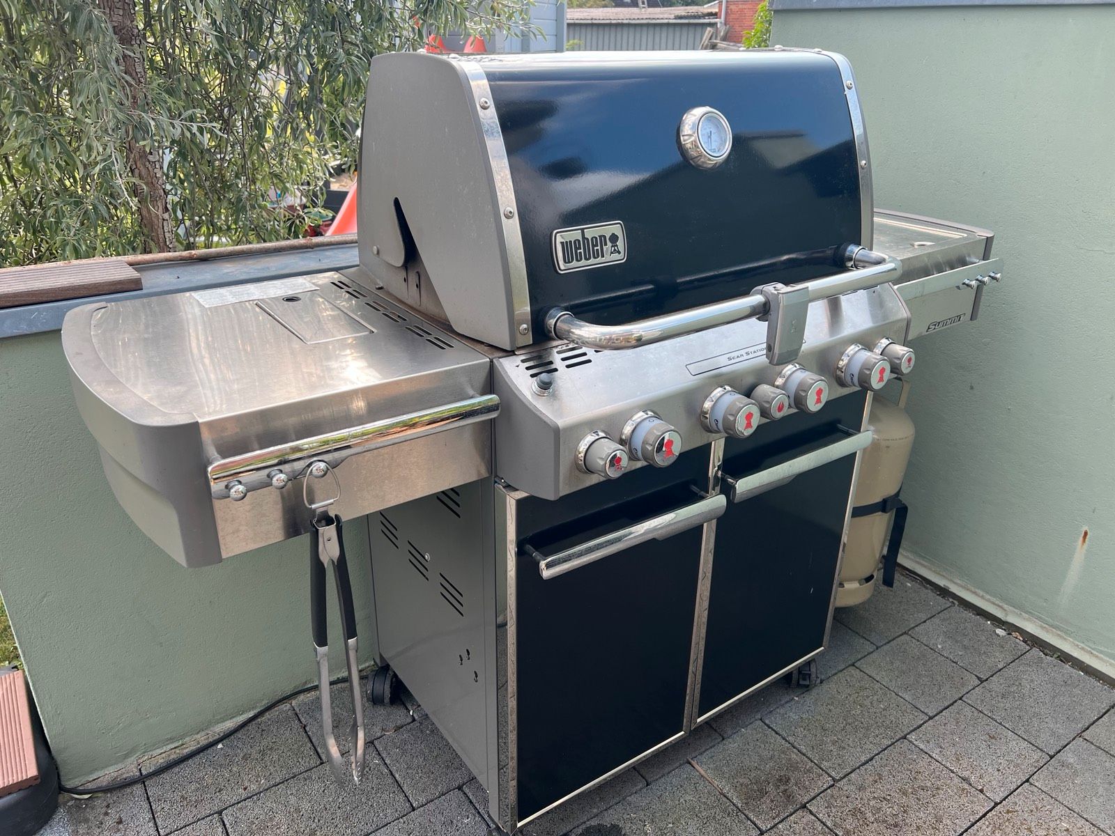 Weber Summit E-470 Grill