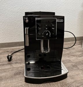 Delonghi Kaffeevollautomat »ECAM13.123.B« - EdelKüche