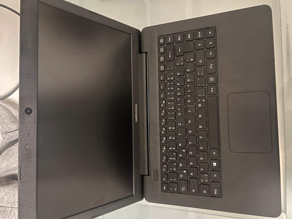 MEDION E15235 Laptop