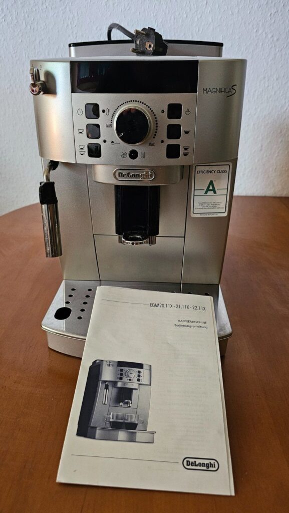 DE’LONGHI Kaffeevollautomat »Magnifica S» (ECAM 12.121.B)